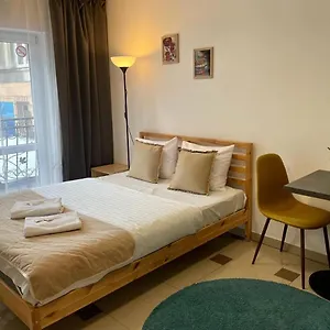  Albergue Bubble