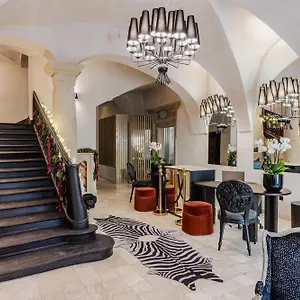 5* Hotell Unicus Palace Old Town - Destigo